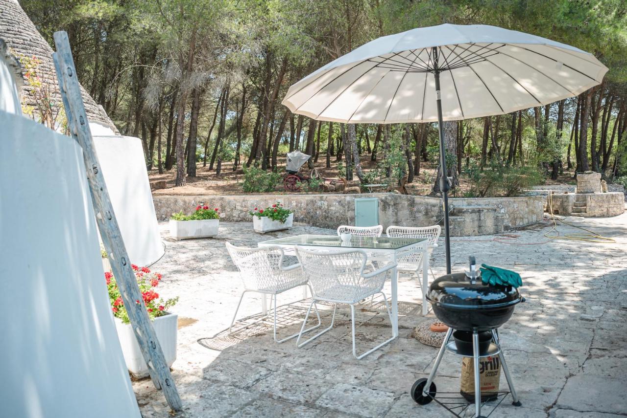 Ad Un Passo Da Cisternino - Trulli Con Foresta, Bici E Barbecue Exterior foto